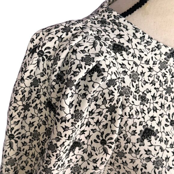 INC X-Small Sweatshirt Top Floral Crew Neck Puff Sleeves Elastic Waist Stretch - Picture 6 of 9